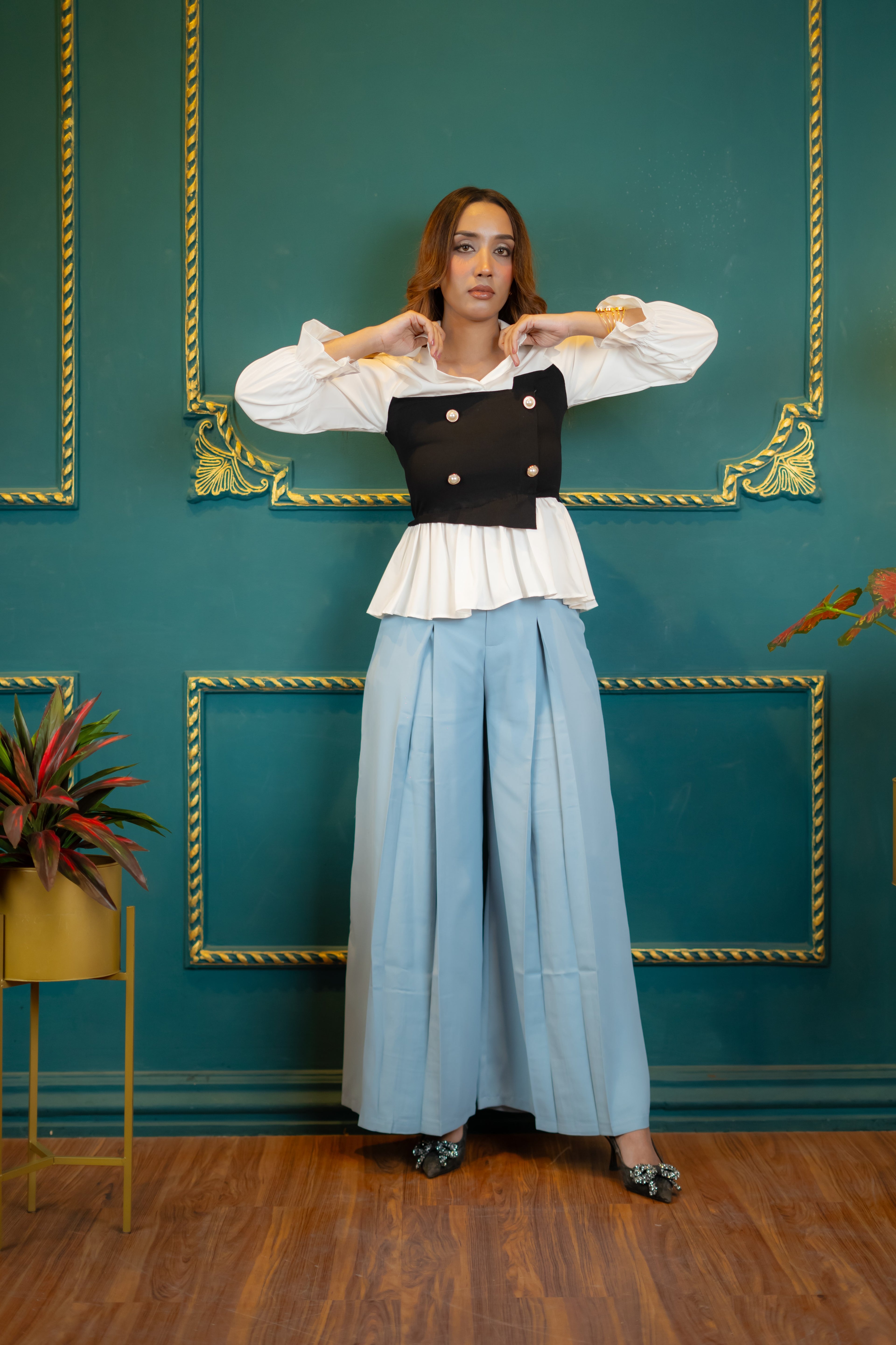 Effortless Tailored Pleated Trousers